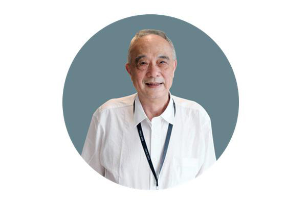 全聯(lián)藝術(shù)紅木家具專業(yè)委員會專家顧問、上海市家具研究所副所長許美琪